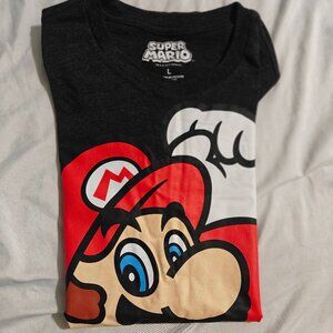 Super Mario Bros. T-Shirt. Size L Brand New with Tag.